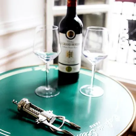 Cosy At Champs-elysee « 1626 » Apartment *